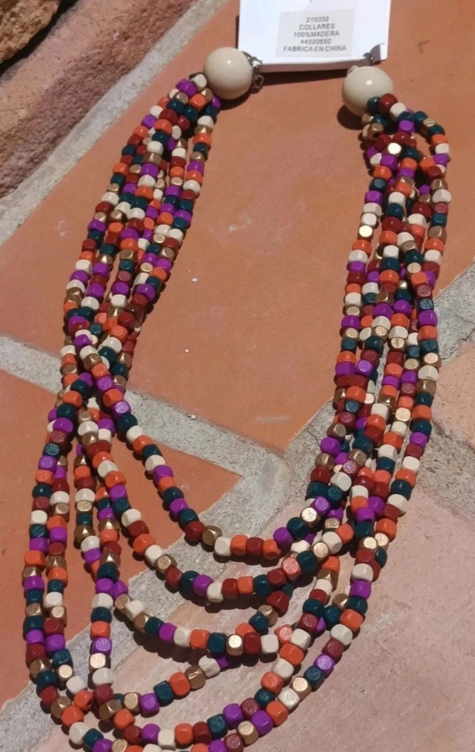 Collar Madera. Varias vueltas. Multicolor 